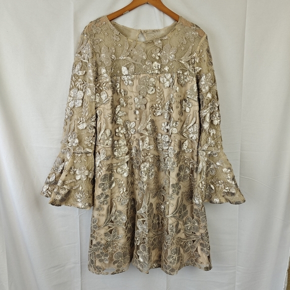 Badgley Mischka Belle Sequin Bell Sleeve Formal Mini Dress 12 Bridal Gown Gold - Picture 4 of 14